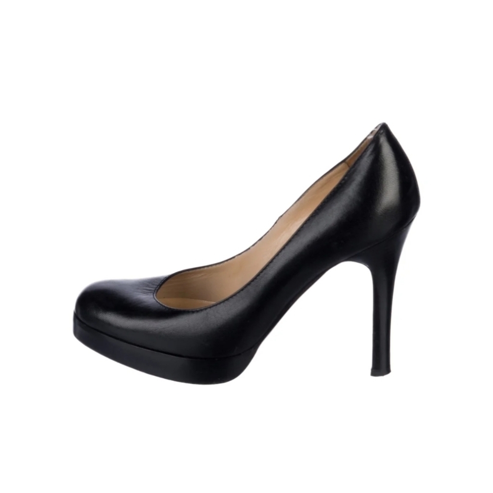 Christian Louboutin Leather Pumps